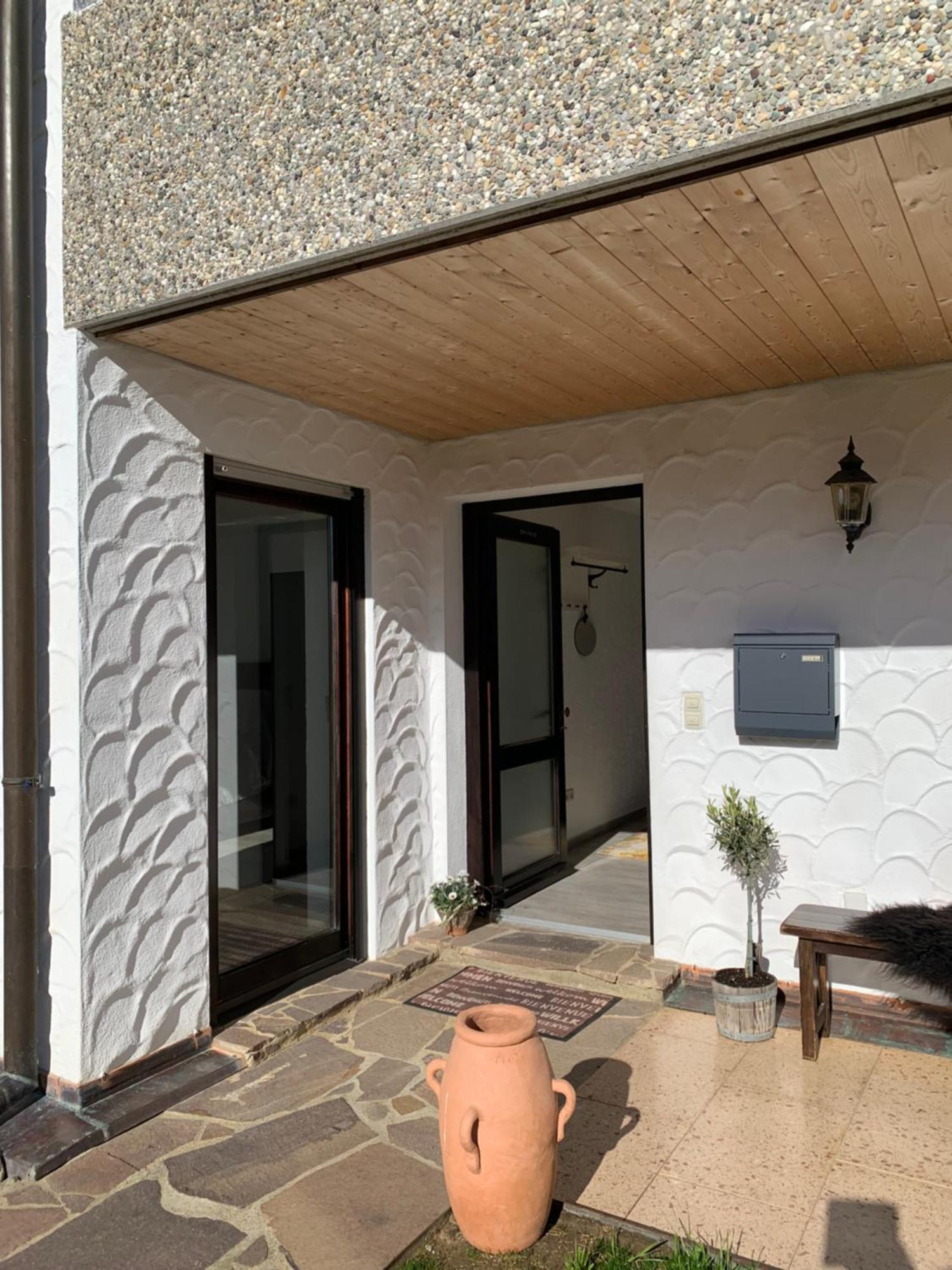 Ruhig, Sonnig Und Etwas Speziell Apartment Hilzingen Exterior photo